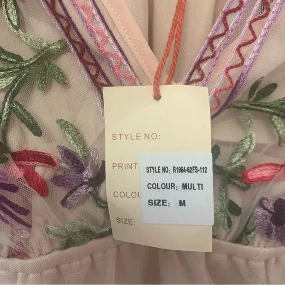 Raga In the Fields Purple Embroidered Dress Size Medium NWT New - Picture 13 of 15